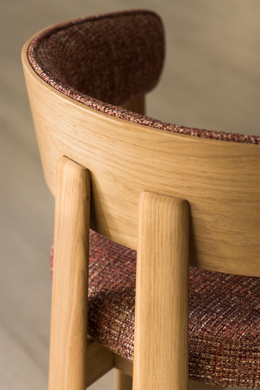 Eetkamerstoel van eikenhout en bekleed Olea, galerij beeld 3