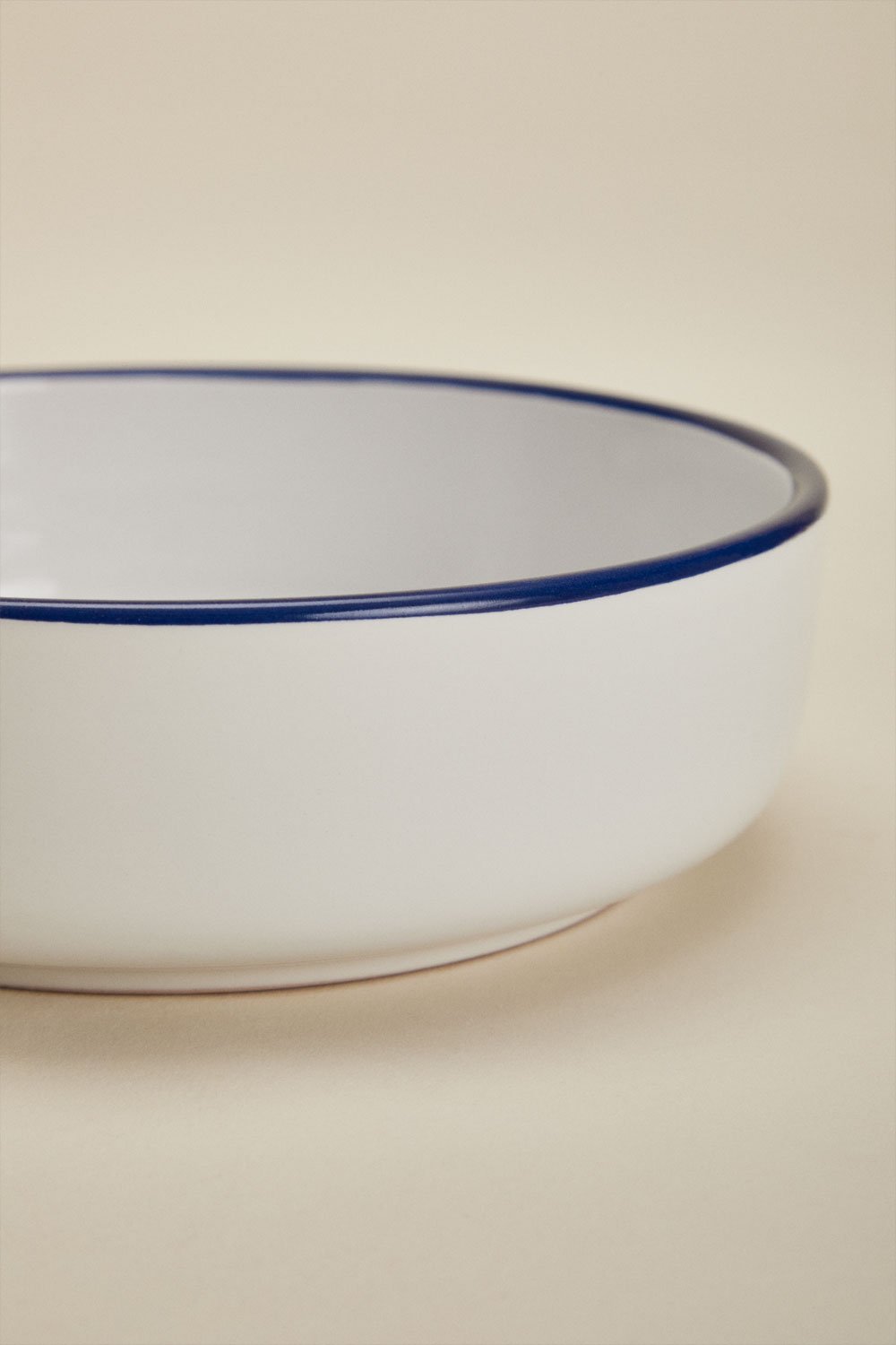 Set van 2 kommen van Ronilena steengoed, galerij beeld 5