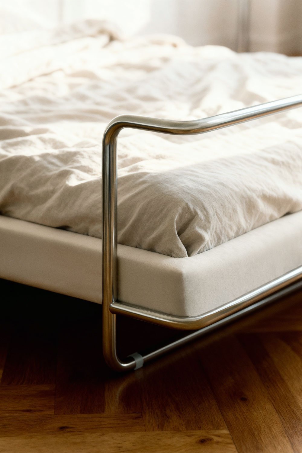 Igone roestvrijstalen bed, galerij beeld 2