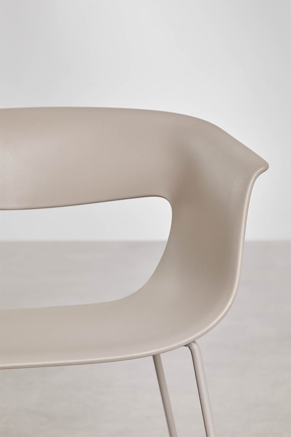 Set van 2 eetkamerstoelen van polypropyleen en staal Alanys, galerij beeld 4