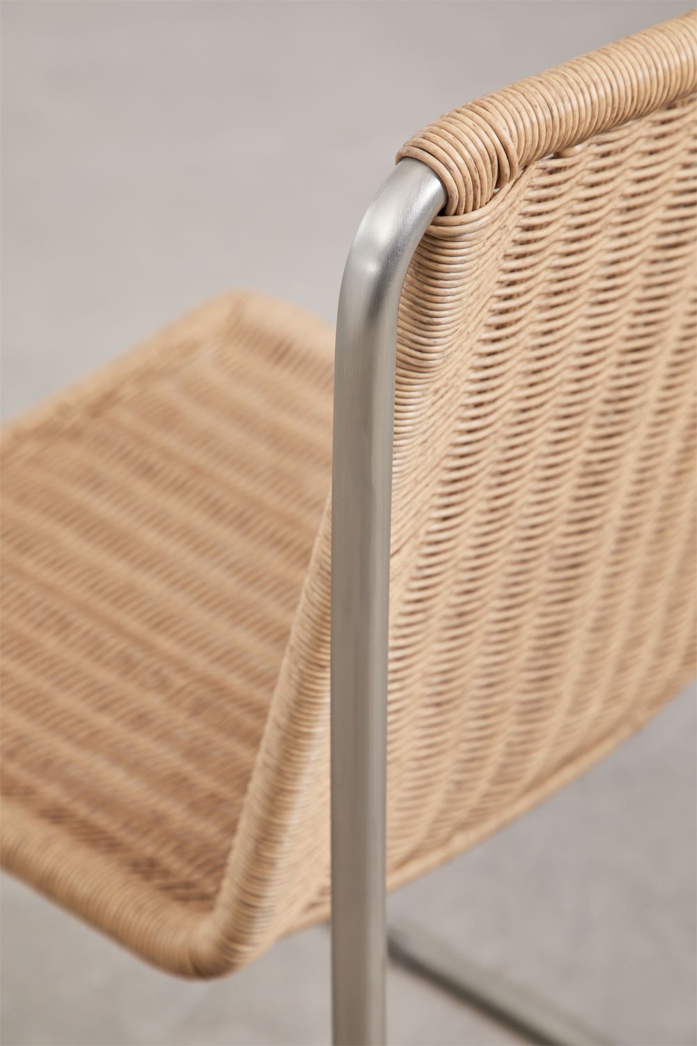 Pack de 2 sillas de comedor en acero inoxidable y ratán sintético Omaha, galerij beeld 6