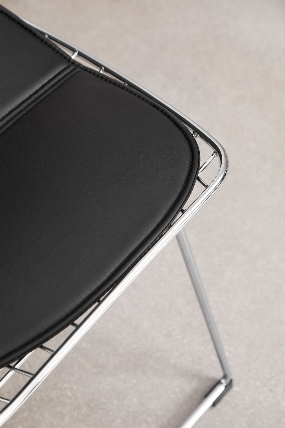 Set van 4 Renee stalen eetkamerstoelen, galerij beeld 7