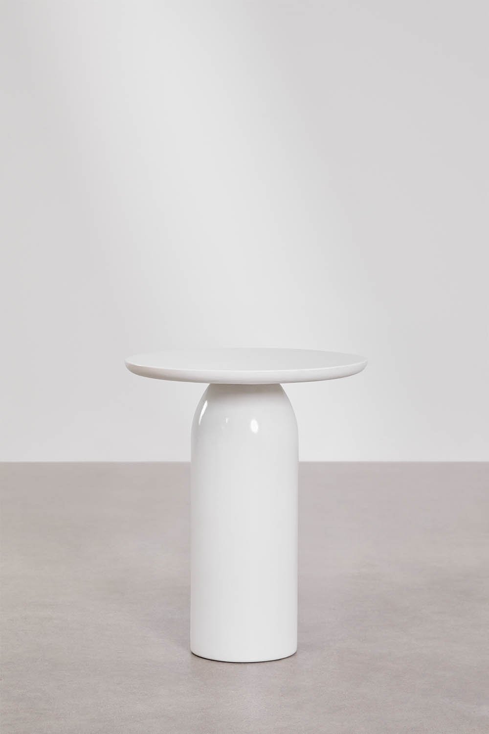 Ronde bijzettafel voor de tuin Ø45 cm in cement Layana, galerij beeld 1