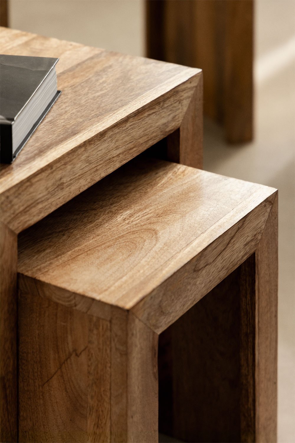 Rechthoekige nesttafels van mangohout Woodsen, galerij beeld 3