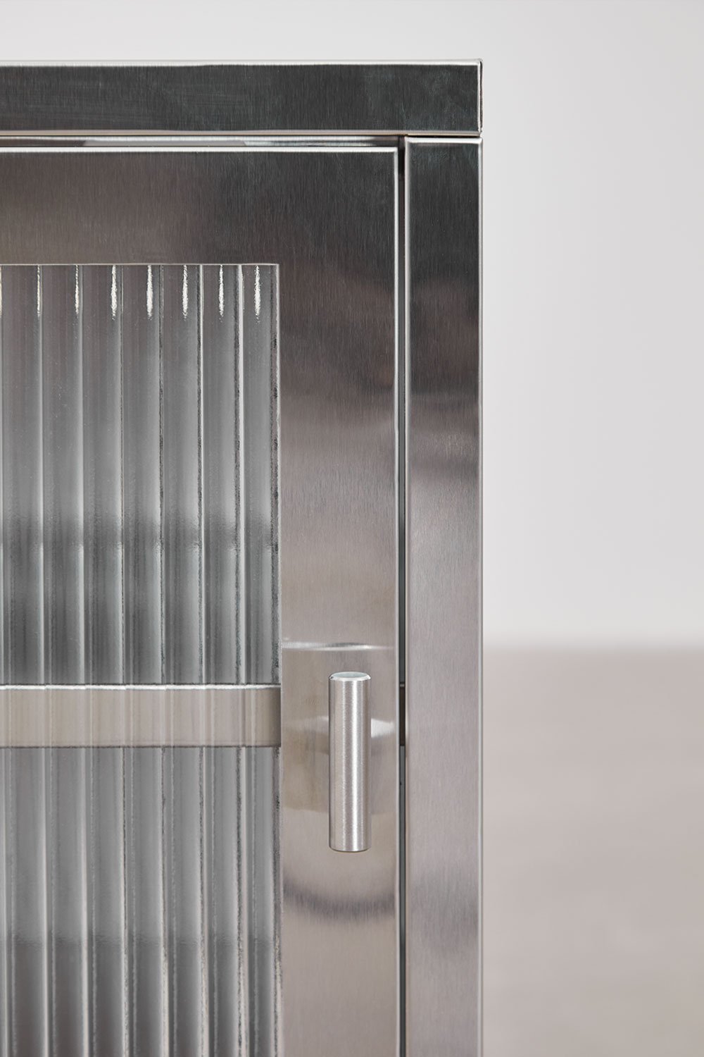 Paoline bijzettafel van staal en glas, galerij beeld 8