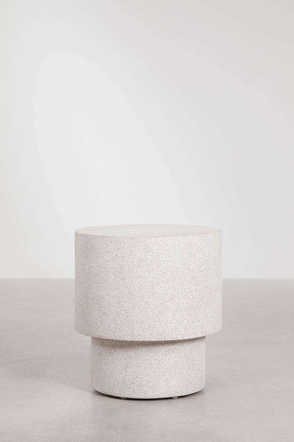 Ronde bijzettafel voor tuin Ø45 cm in cement Selara, galerij beeld 3