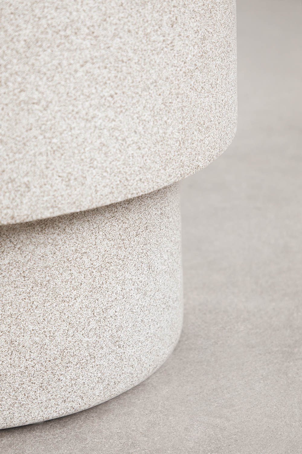 Ronde bijzettafel Ø45 cm in cement Selara, galerij beeld 3