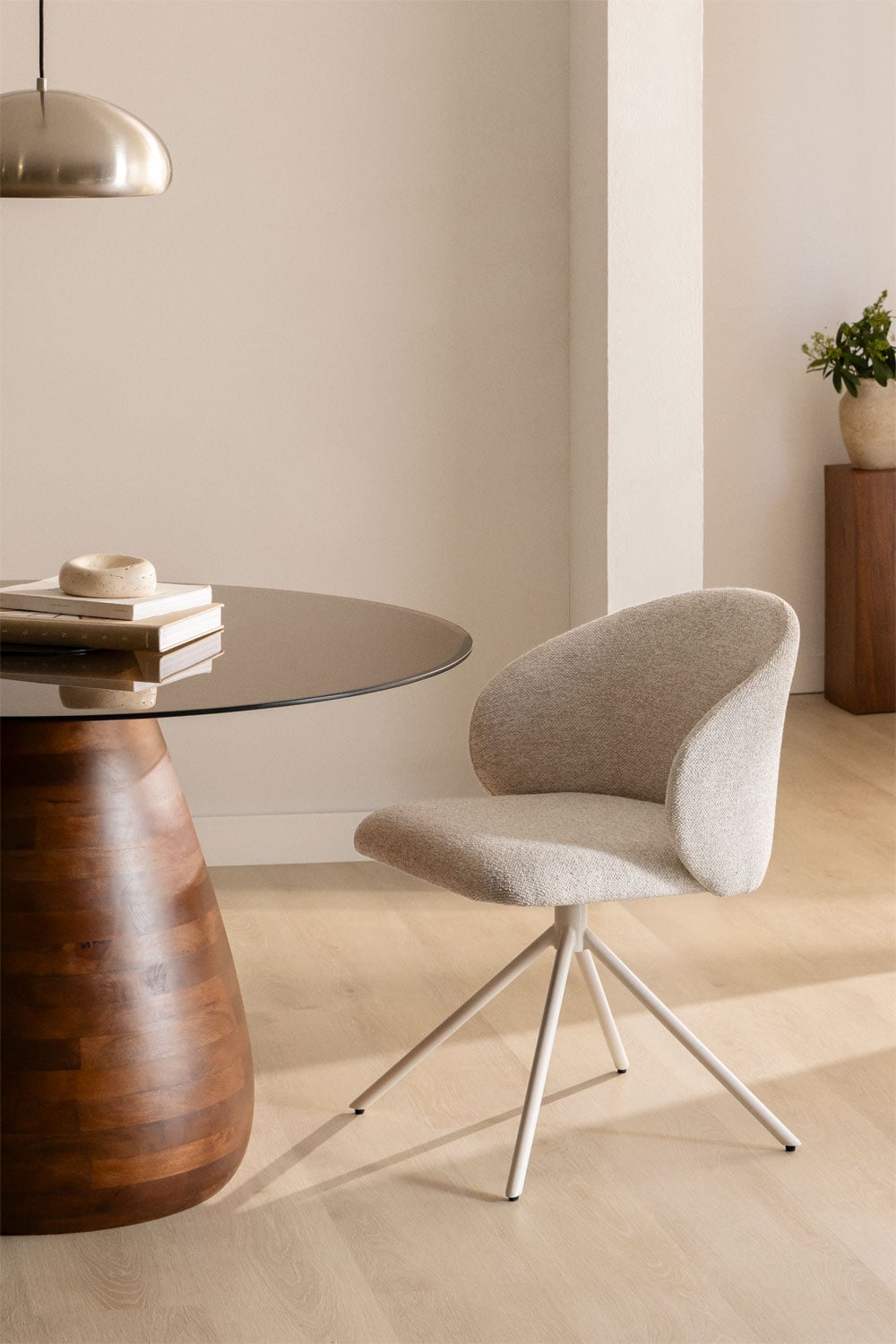 Draaibare eetkamerstoelen set van 4, bekleed Gryon, galerij beeld 1