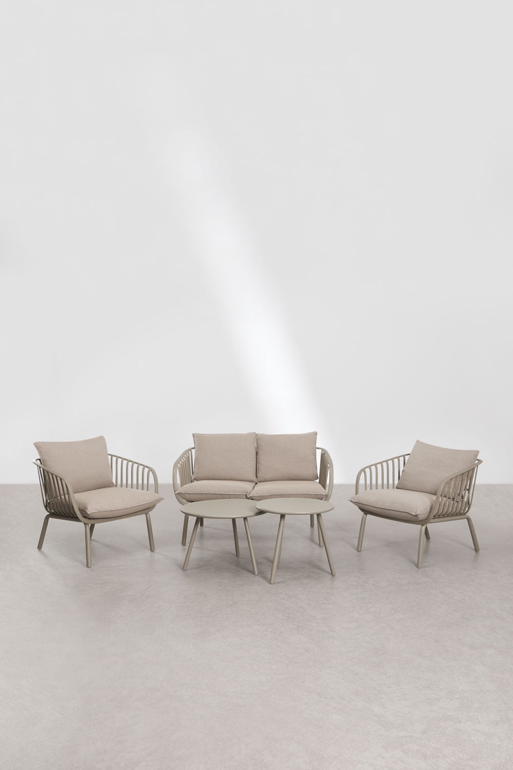 Tuinset met 2-zitsbank, 2 fauteuils en 2 salontafels van staal en polypropyleen Aradina, galerij beeld 1