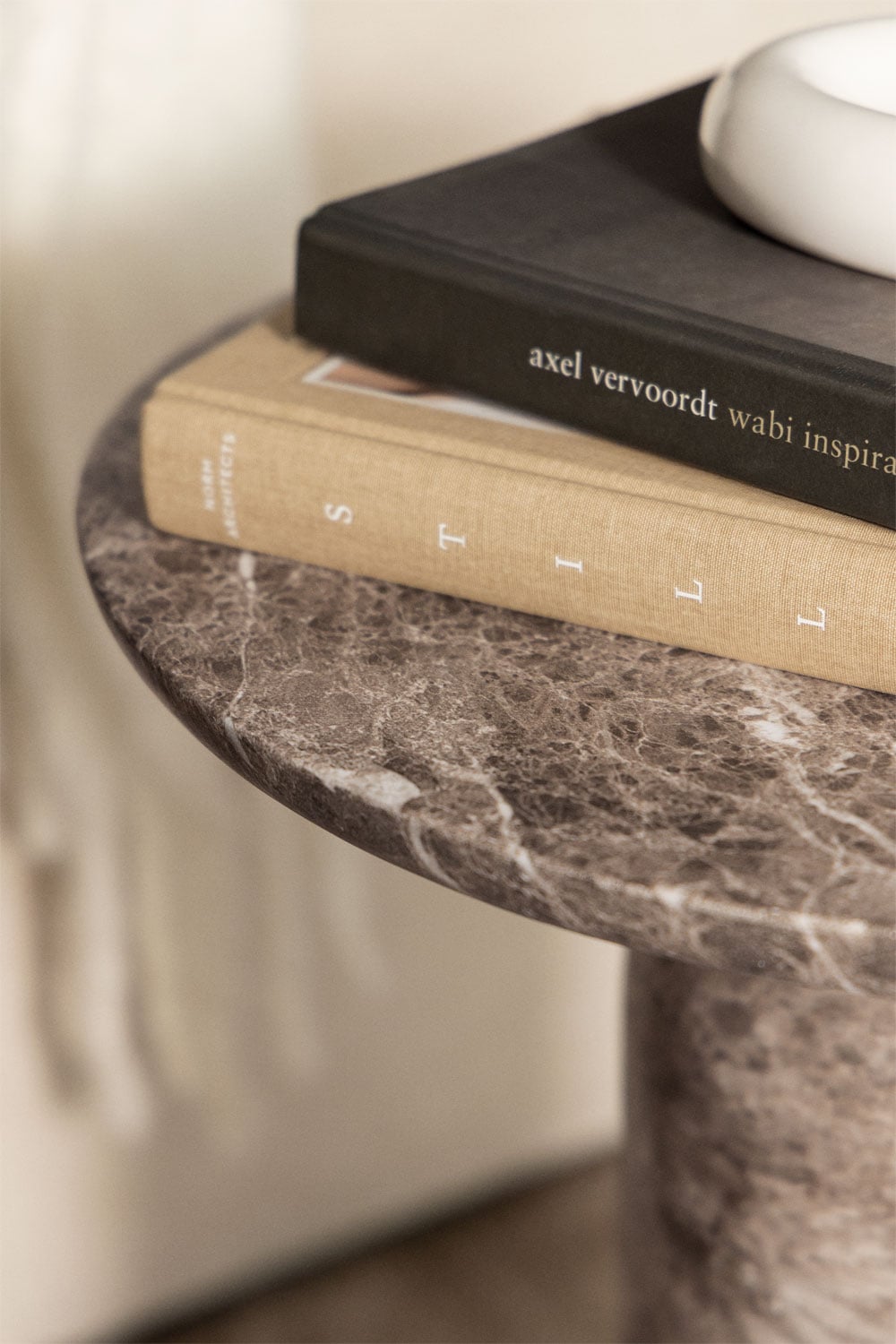 Ronde bijzettafel Ø45 cm in cement Layana, galerij beeld 2