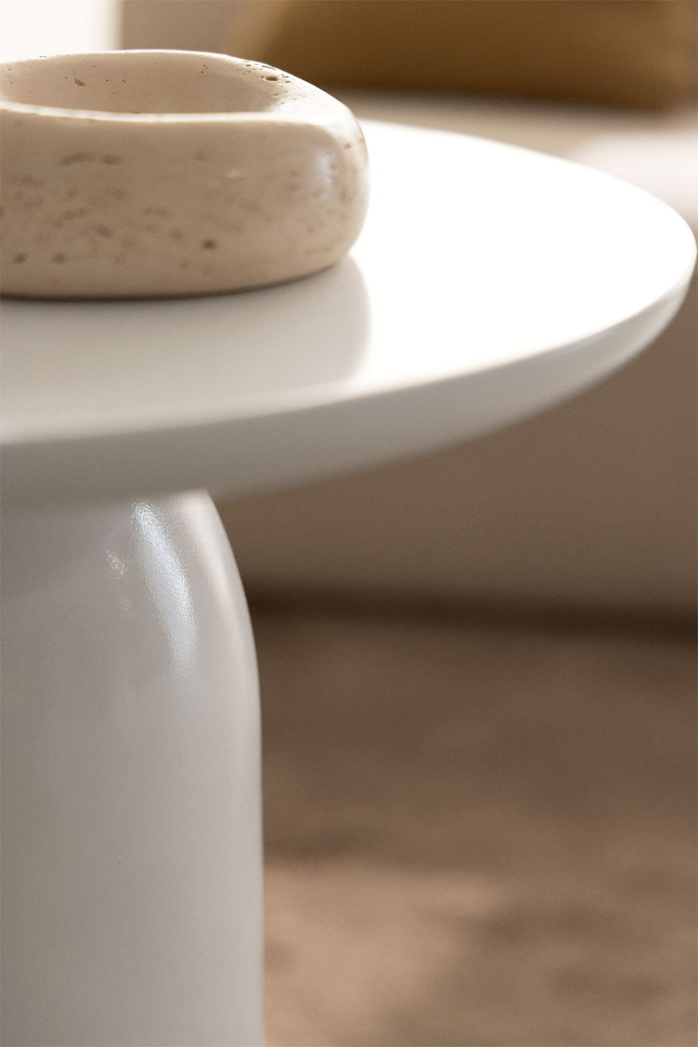 Ronde bijzettafel Ø45 cm in cement Layana, galerij beeld 2