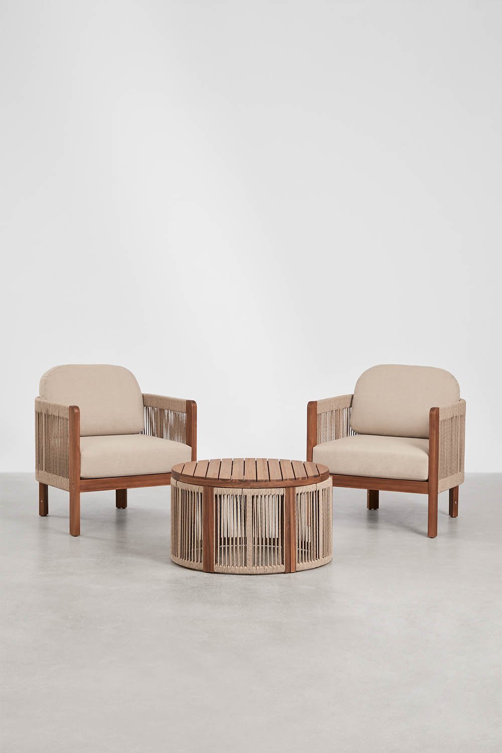 Serel tuinset met 2 fauteuils en salontafel van acaciahout, galerij beeld 1