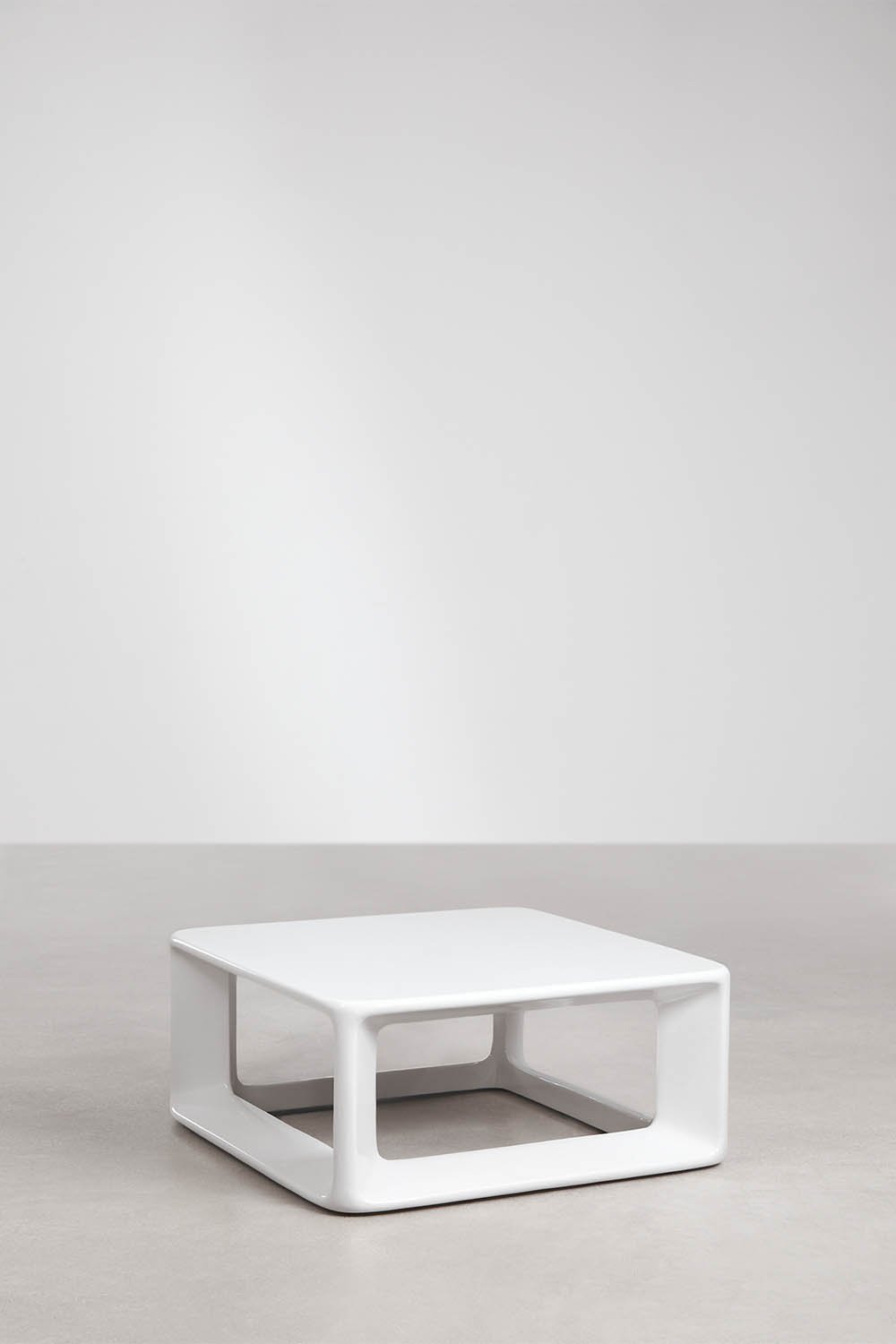 Vierkante tuintafel Lilou, 80x80 cm, gemaakt van cement en glasvezel., galerij beeld 1