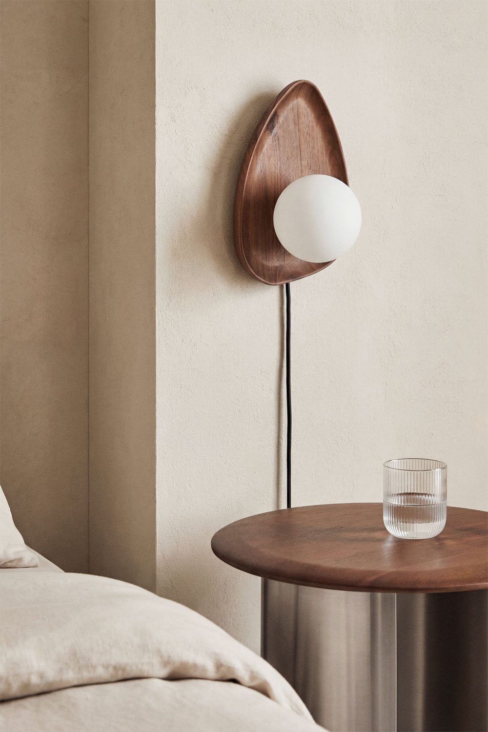 Wandlamp van acaciahout ↑24 cm Freidy, galerij beeld 1