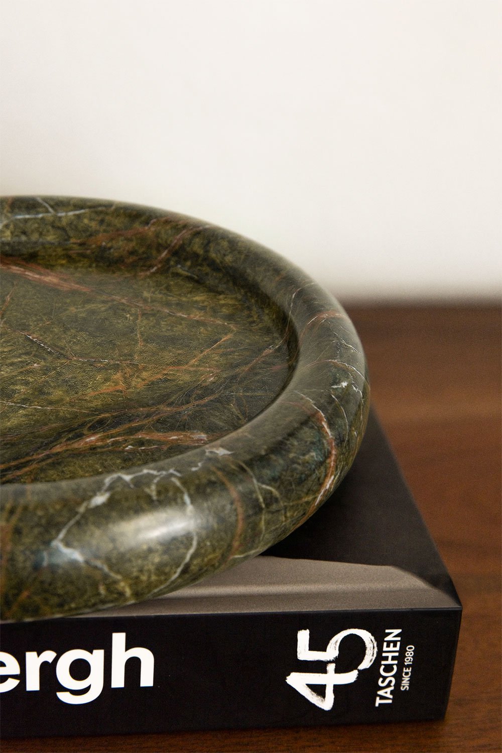 Ronde sleutelschaal Ø20 cm in Velmar marmer, galerij beeld 2