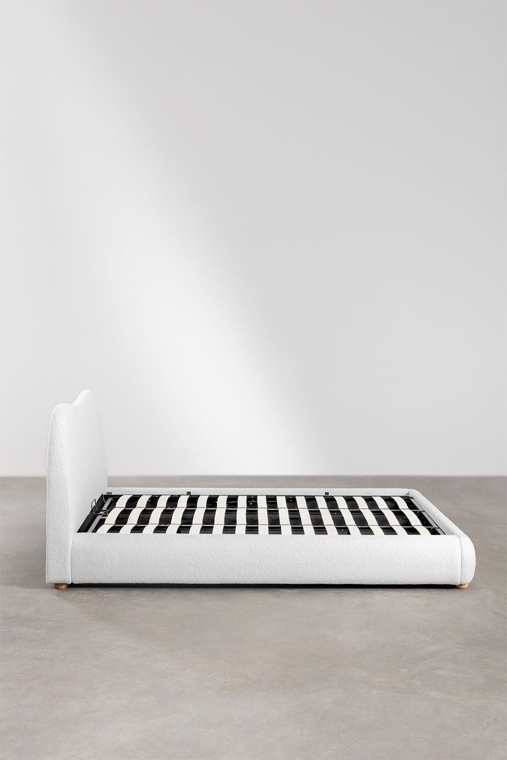 Bed met opklapbare boxspring Winselet, galerij beeld 5