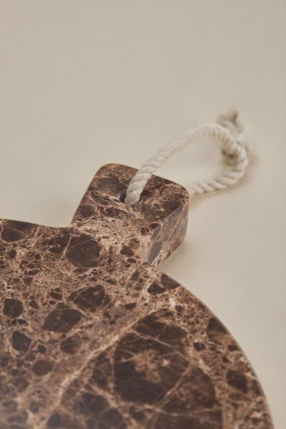 Ronde serveertafel Ø20 cm in marmer Calven, galerij beeld 5