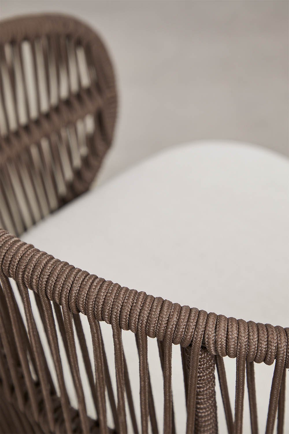 Set van 2 tuinstoelen van acaciahout en gevlochten touw Capri, galerij beeld 5