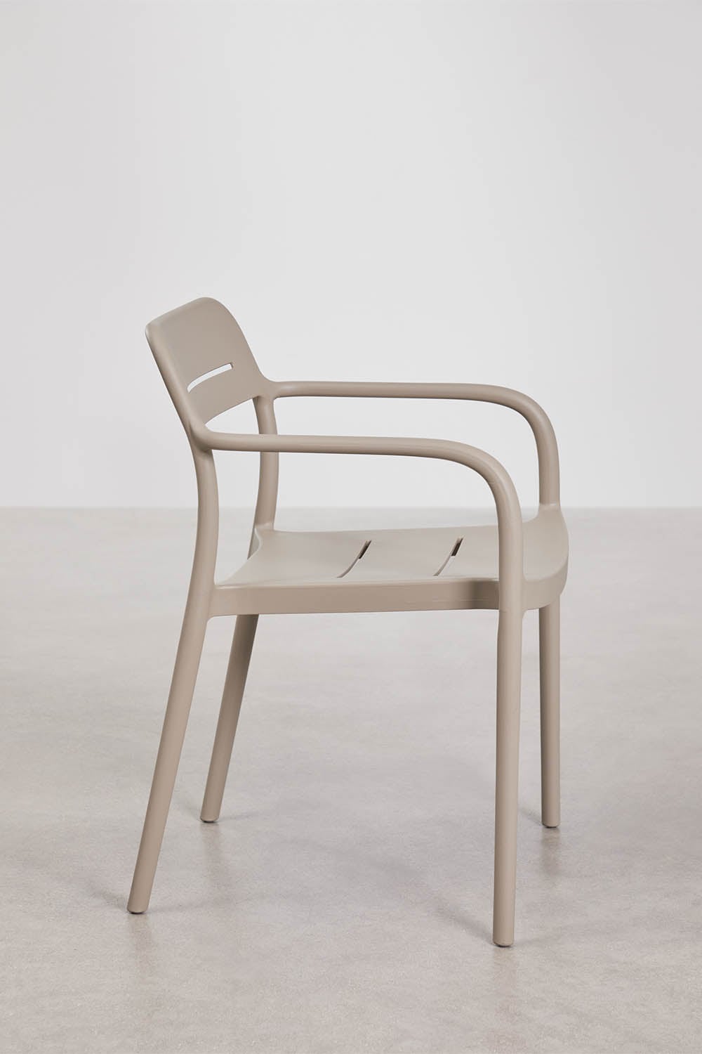 Set van 2 stapelbare tuinstoelen met armleuningen van polypropyleen Graneli, galerij beeld 4