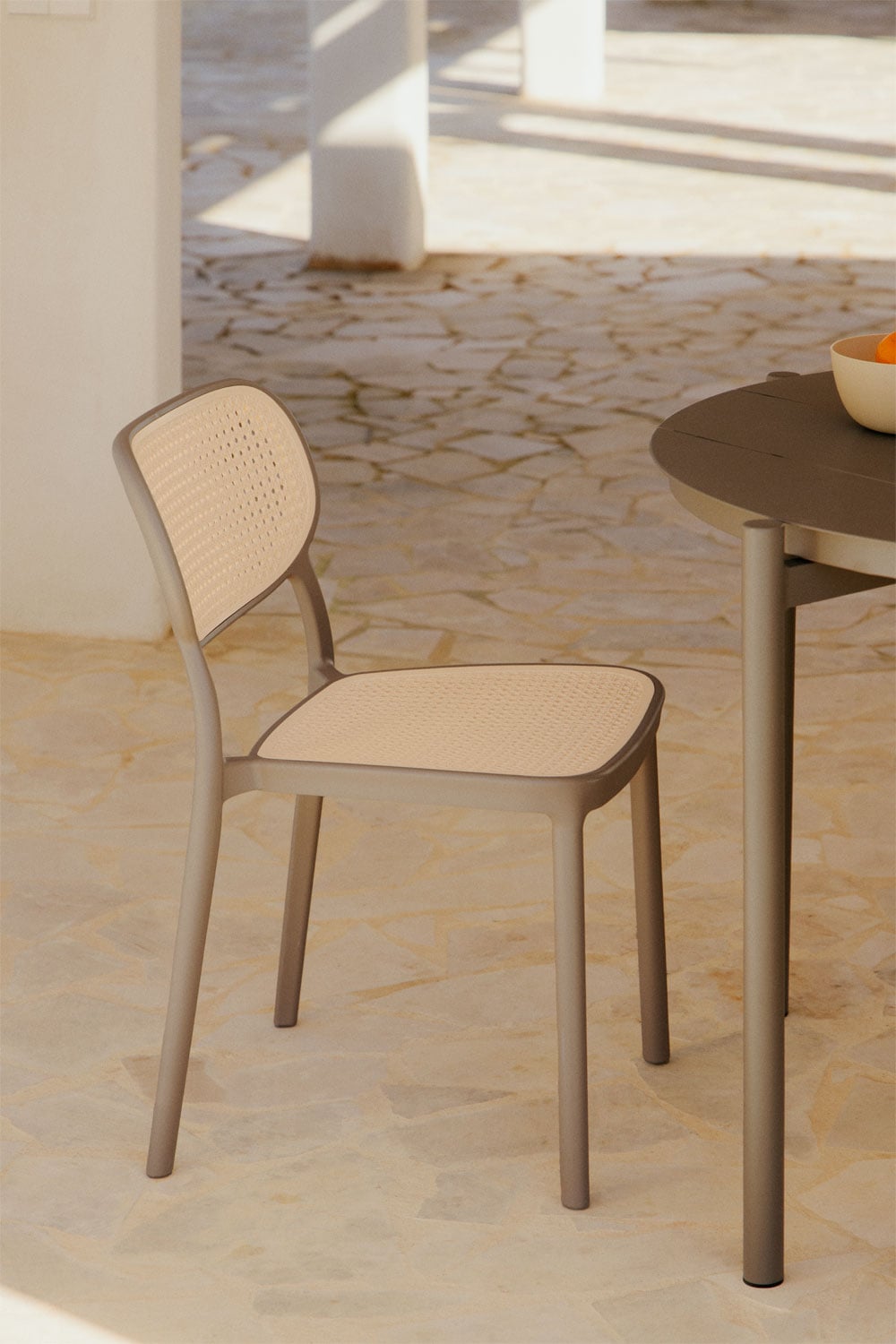 Set van 4 stapelbare tuinstoelen in polypropyleen Omara, galerij beeld 1