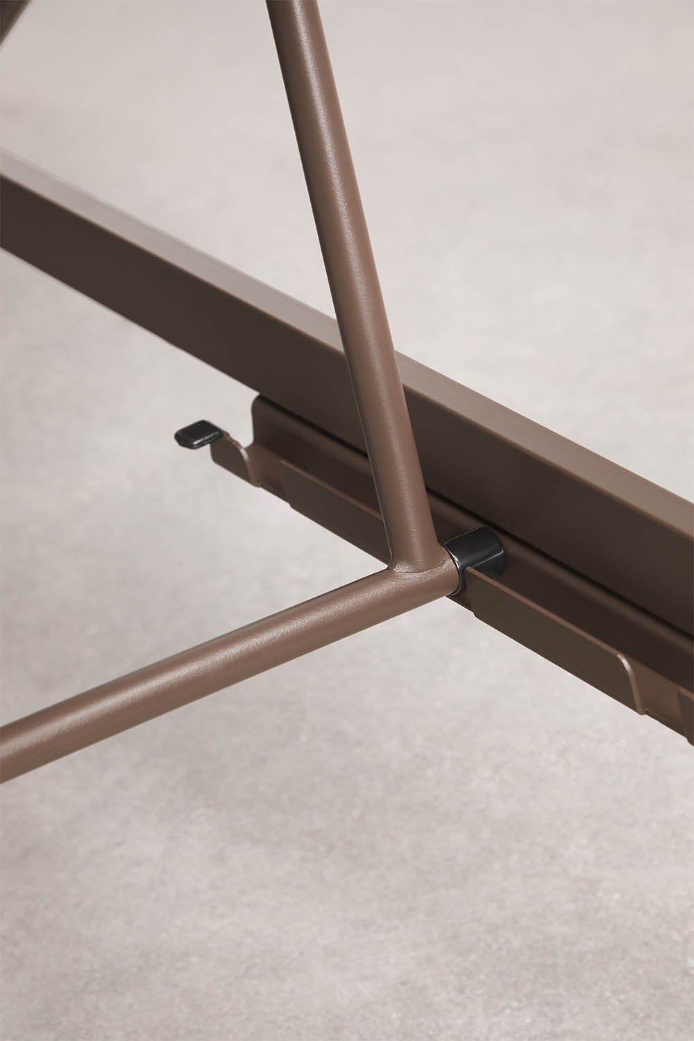 Set van 2 verstelbare ligstoelen en bijzettafel van staal Marietta, galerij beeld 10