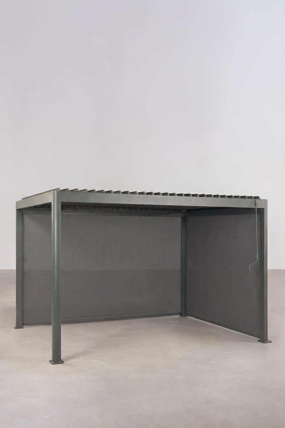 Bioclimatische pergola met lamellen en zijdoeken van aluminium Druvia, galerij beeld 1