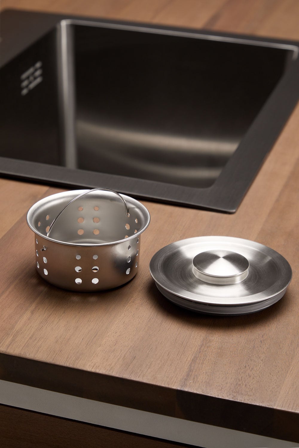 Opbergmodule met gootsteen voor buitenkeuken van acaciahout en aluminium Reggie, galerij beeld 9