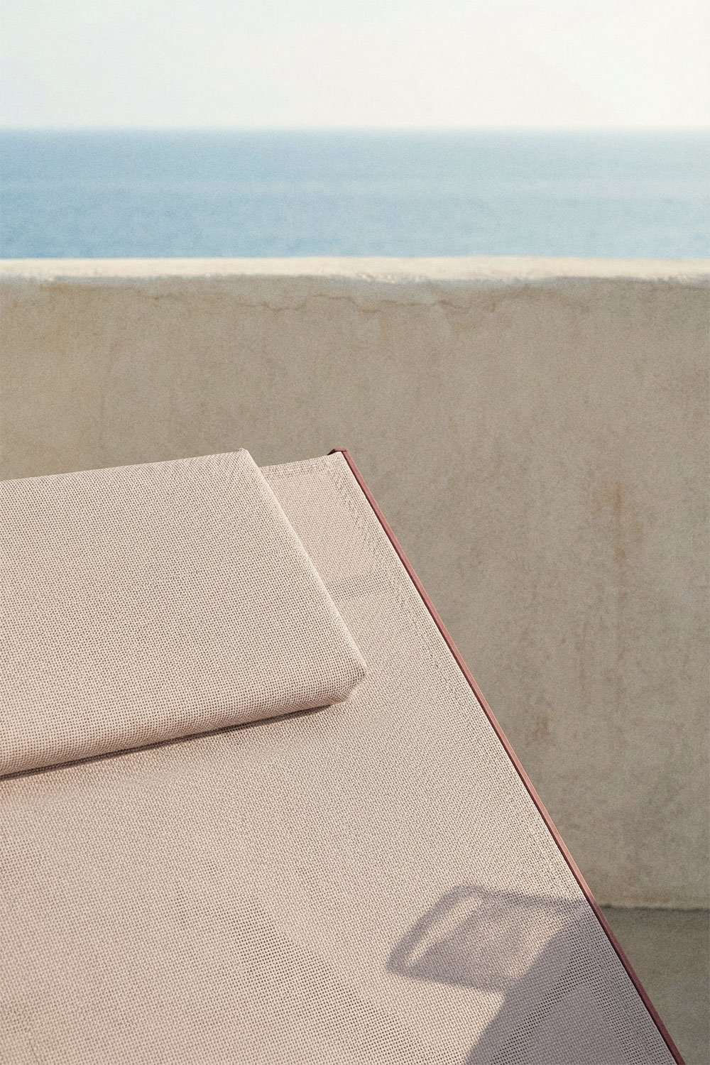 Verstelbare aluminium ligstoel met Akelia-kussen, galerij beeld 2