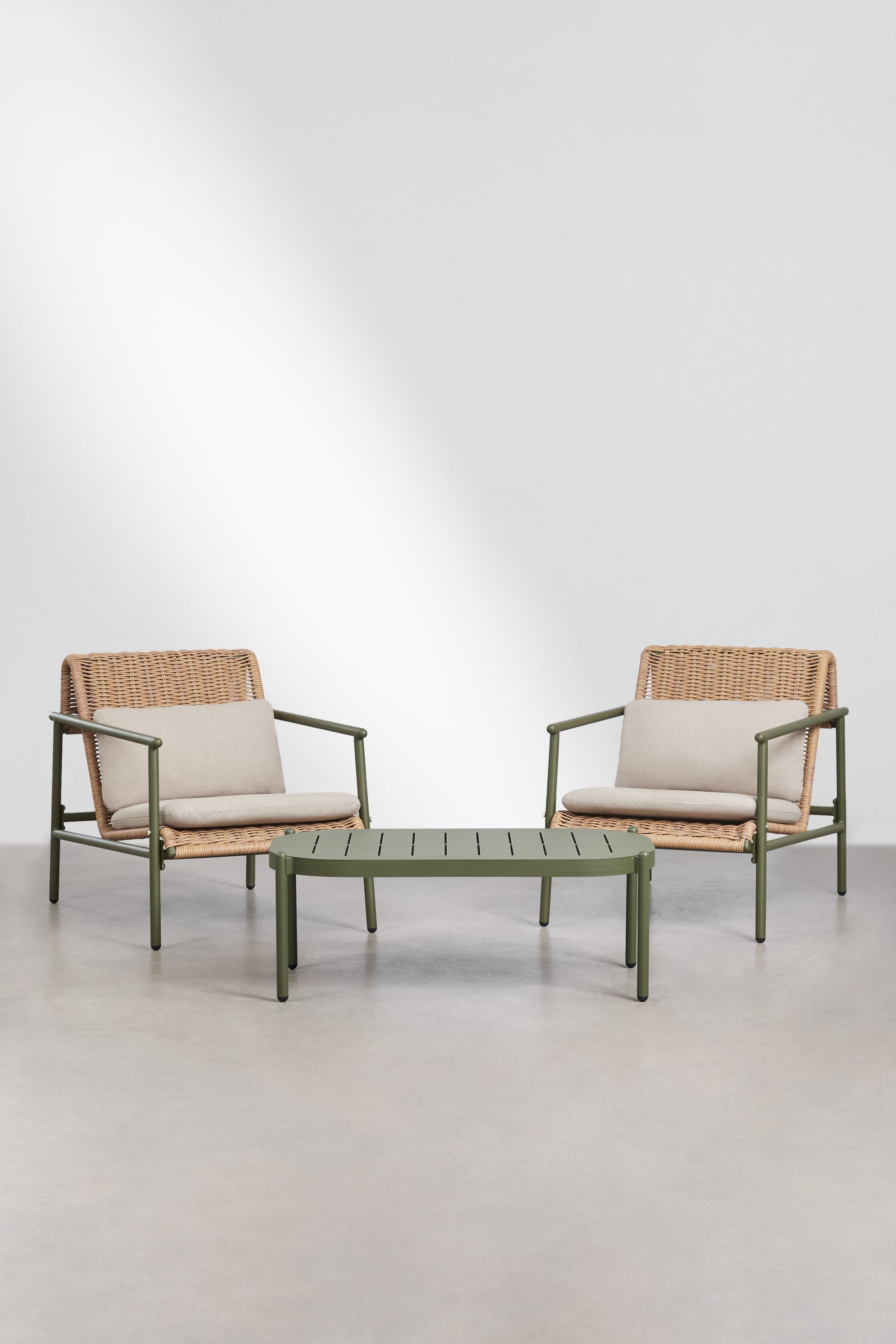 Tuinset met 2 fauteuils en salontafel van aluminium en synthetisch riet Duroli, galerij beeld 3