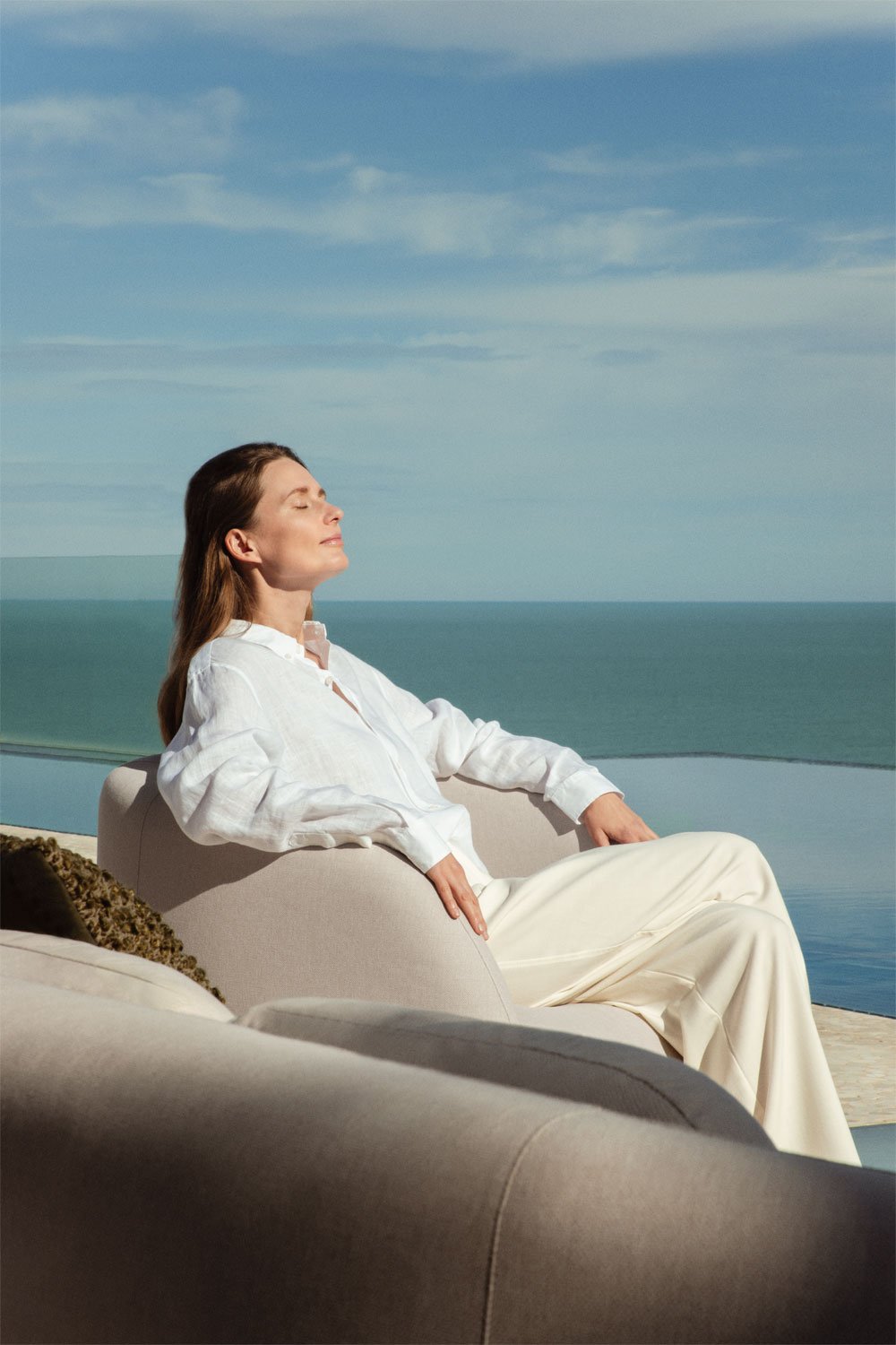 Tuinset met 3-zitsbank, 2 fauteuils en rechthoekige salontafel 130x75 cm van Verona acaciahout, galerij beeld 2