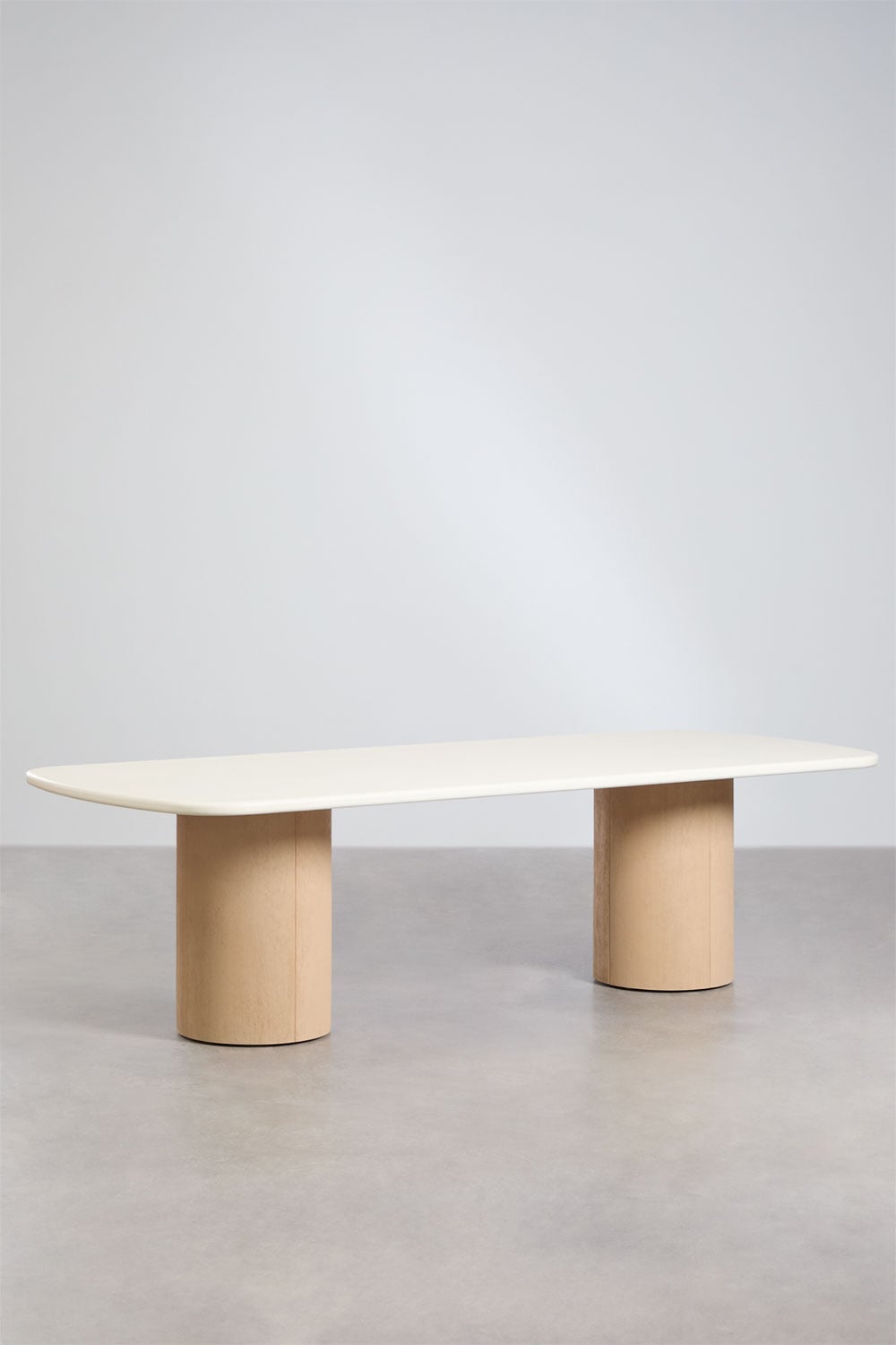 Rechthoekige eettafel van beton en acaciahout Sharpay, galerij beeld 1