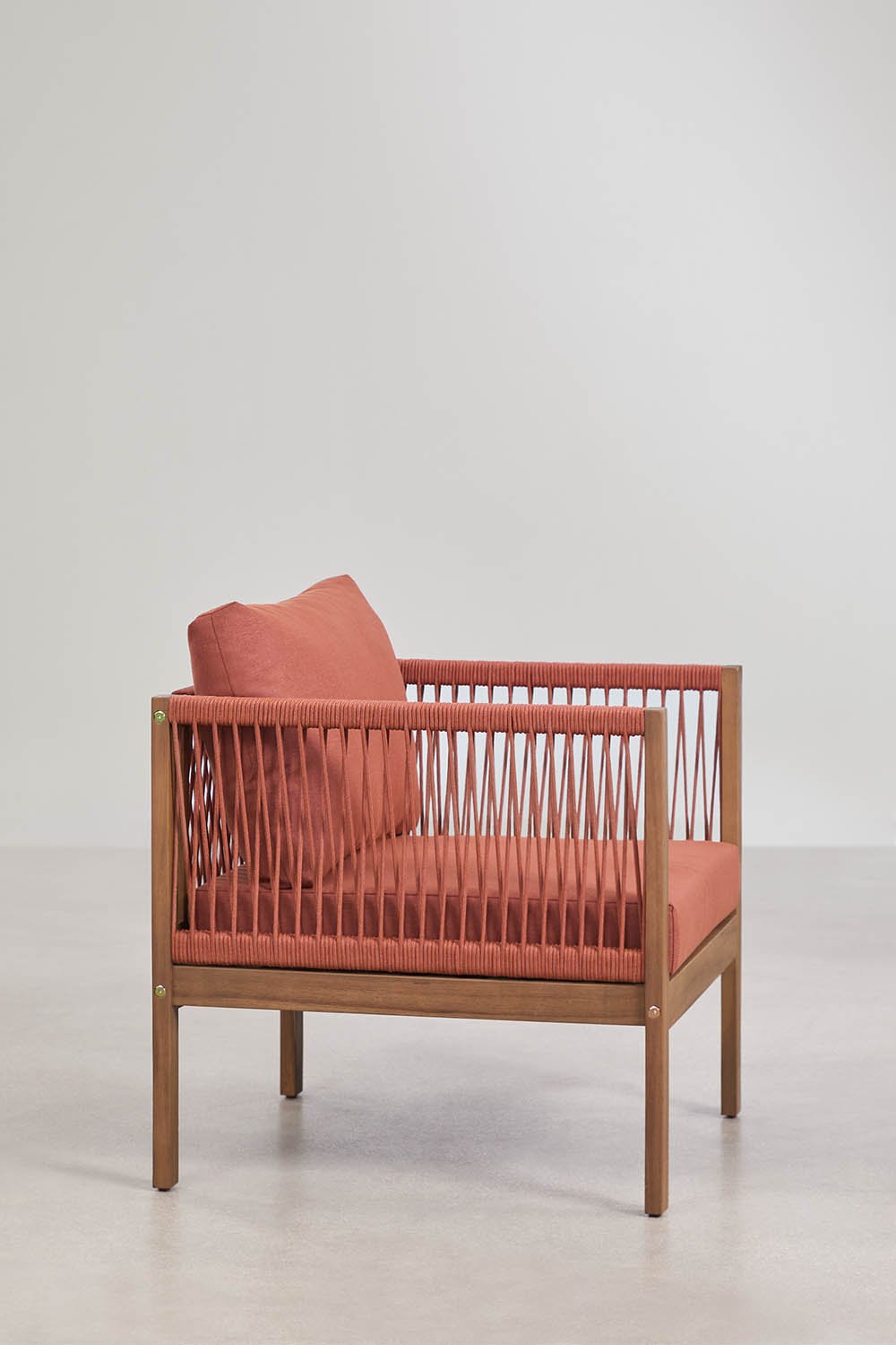 Fauteuil met armleuningen van acaciahout Branson, galerij beeld 3