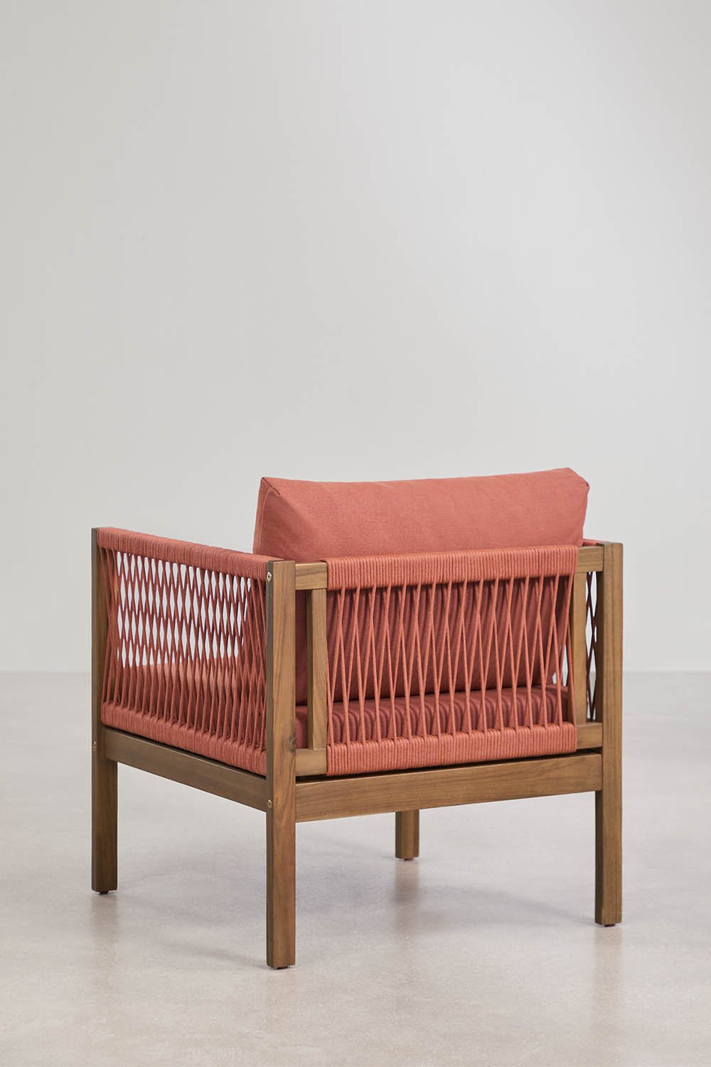 Set van 2 fauteuils met armleuningen van acaciahout Branson, galerij beeld 5