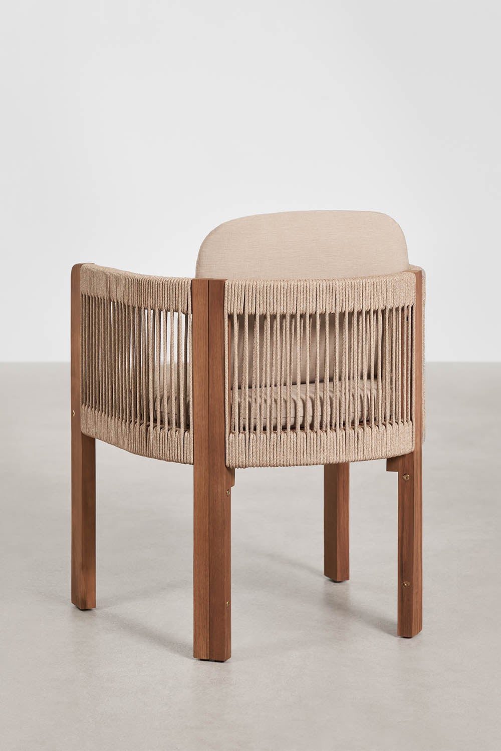 Set van 2 tuinstoelen met armleuningen in acaciahout en gevlochten Serel-touw, galerij beeld 3