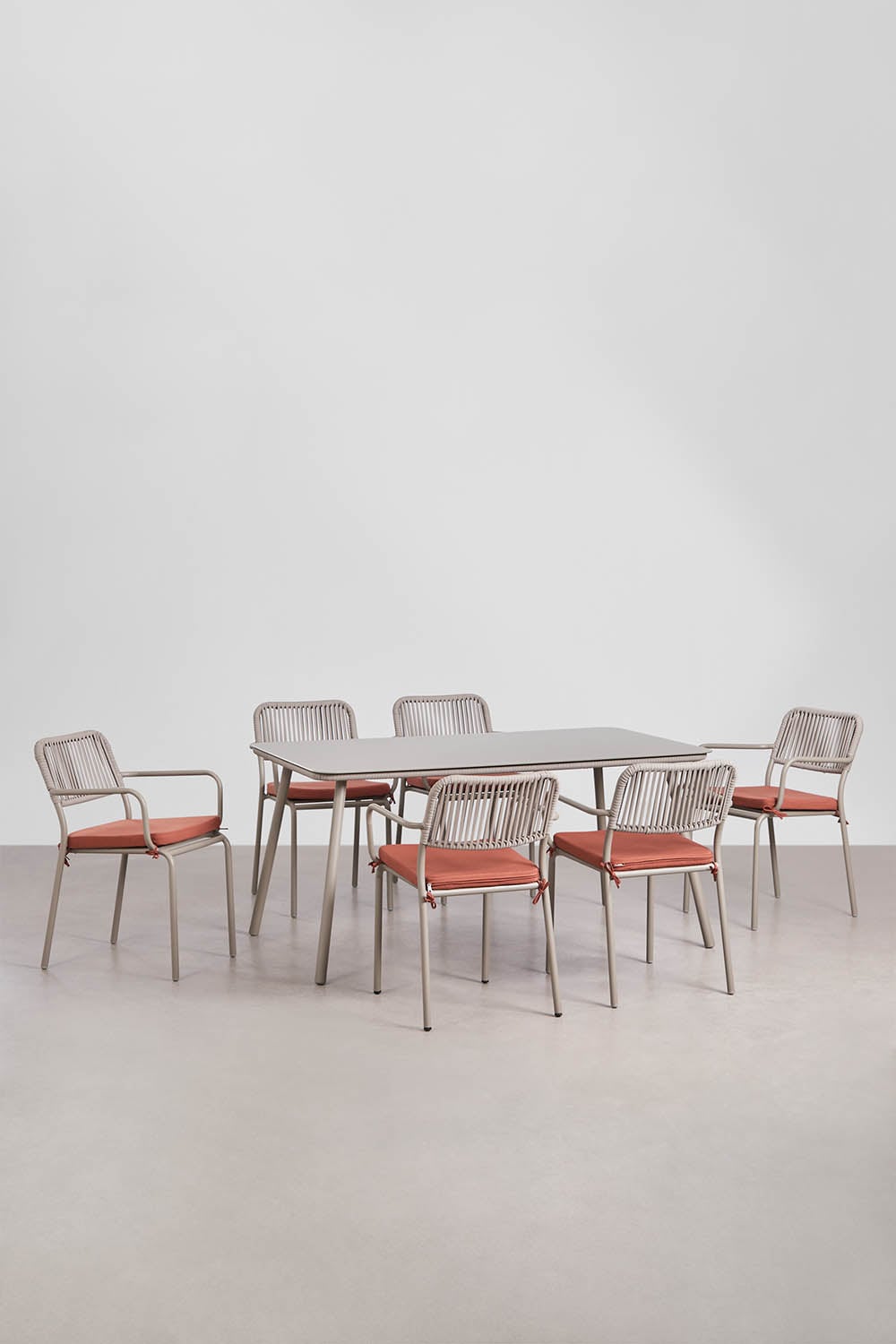 Rechthoekige eettafelset 160x90 cm met 6 stapelbare eetkamerstoelen van gevlochten touw Arhiza, galerij beeld 1