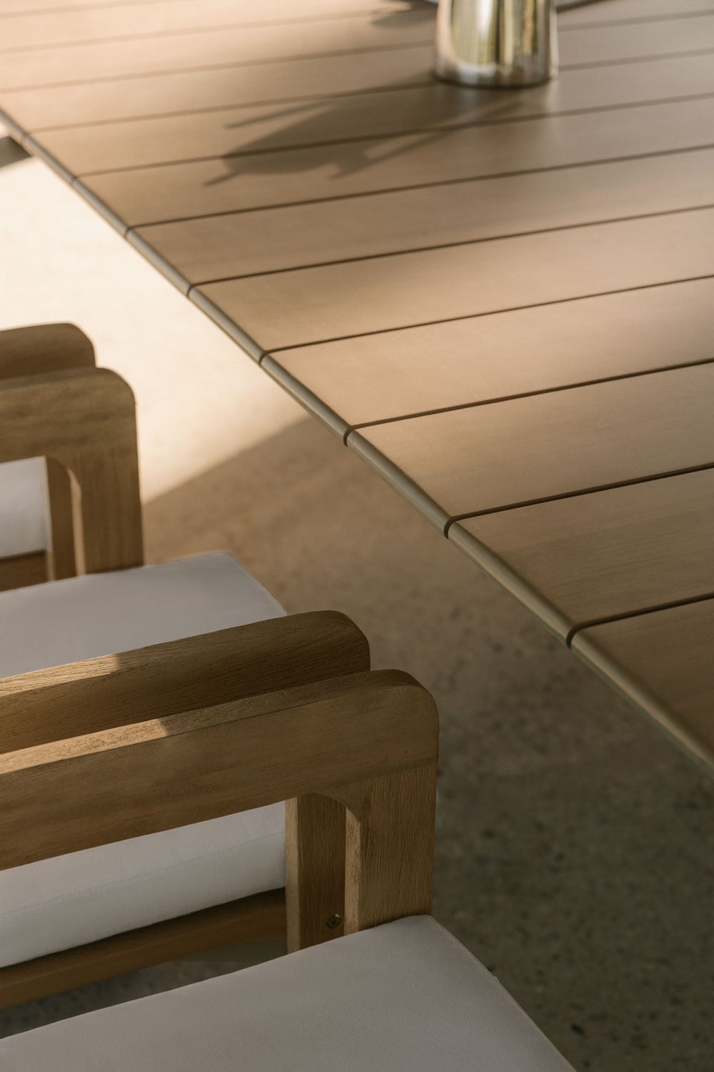 Rechthoekige tuintafel van acaciahout Kandroa, galerij beeld 2