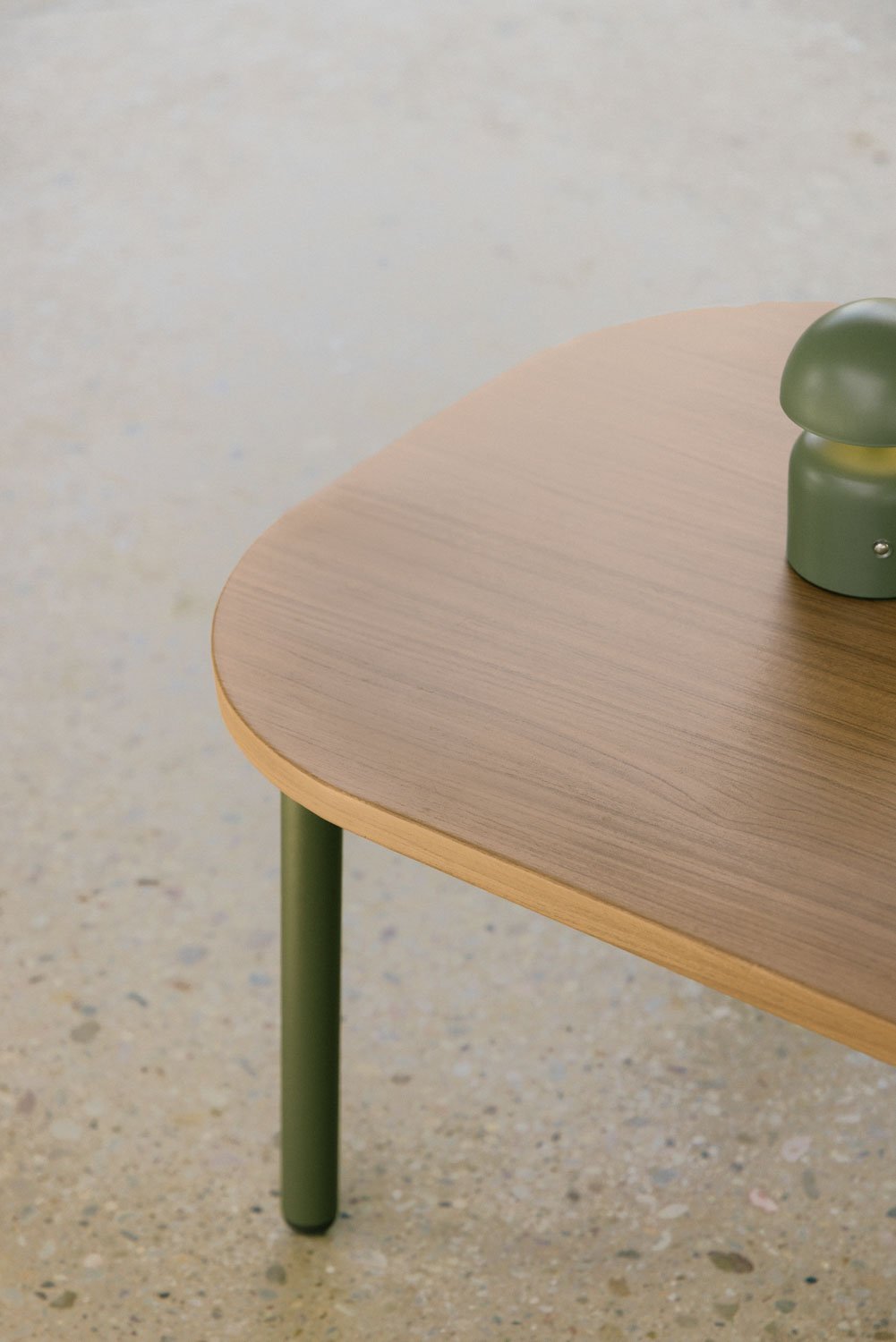 Ovalen tuintafel 90x60 cm van Zunika-staal, galerij beeld 2