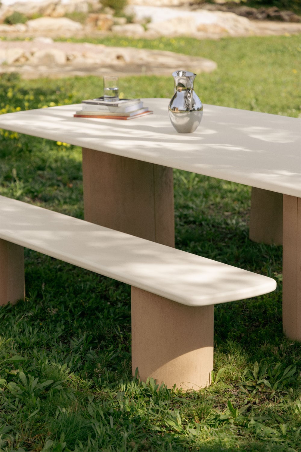 Rectangular tuintafel van beton en acaciahout Sharpay, galerij beeld 2