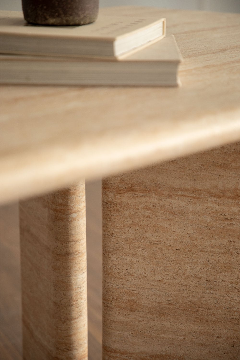 Rectangulaire eettafel 240x105 cm in Chelsea cement, galerij beeld 2