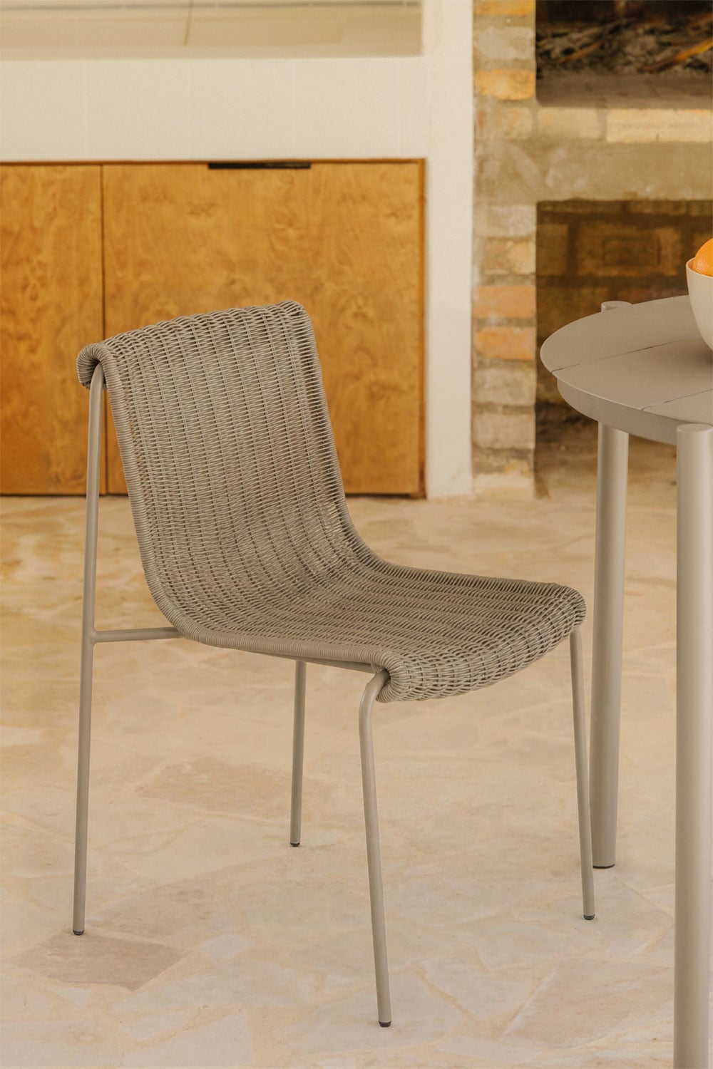 Pack van 4 tuinstoelen van synthetisch riet en staal Revia, galerij beeld 1