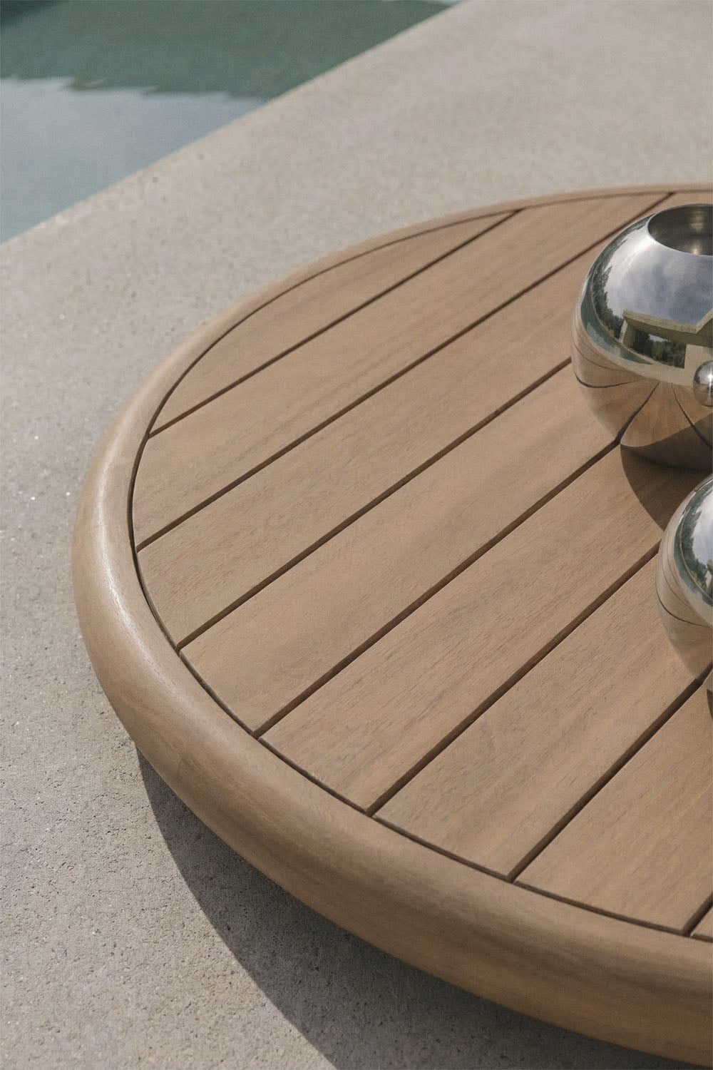 Tuinset met gebogen modulaire 4-zitsbank en ovale salontafel 120x95 cm van acaciahout Gerard, galerij beeld 2