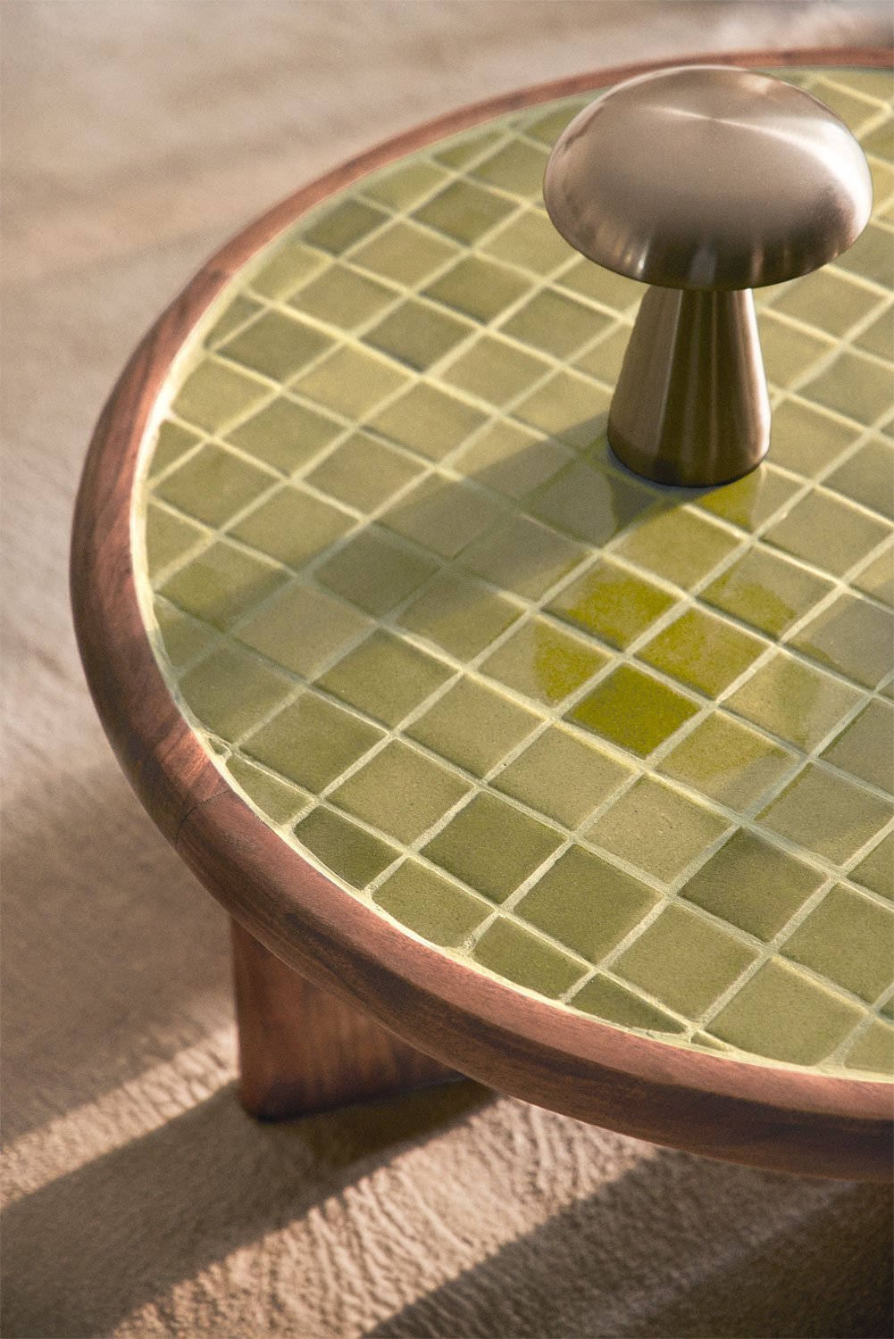 Ronde salontafel Ø80 cm van acaciahout en Aitana-tegels, galerij beeld 2