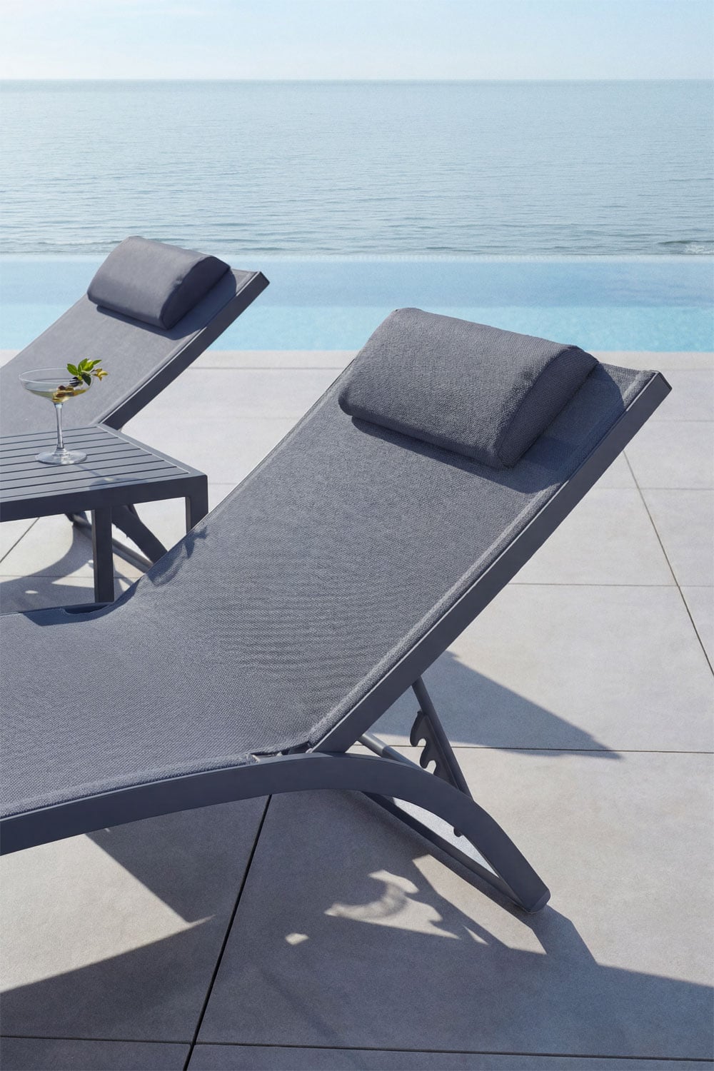 Set van 2 verstelbare aluminium ligstoelen met Dulem-kussen, galerij beeld 2