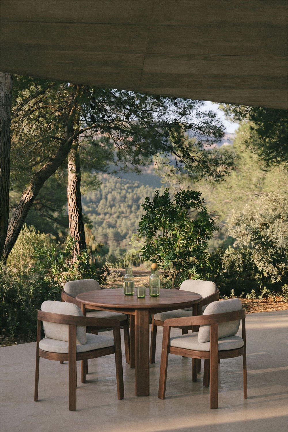 Ronde tuintafel Ø110 cm en 4 stoelen van acaciahout Uleno, galerij beeld 1