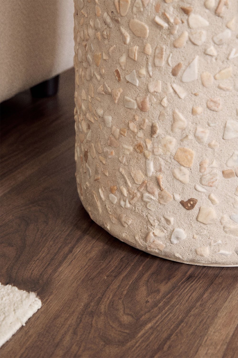 Ronde bijzettafel Ø35 cm in cement Elyndra, galerij beeld 2