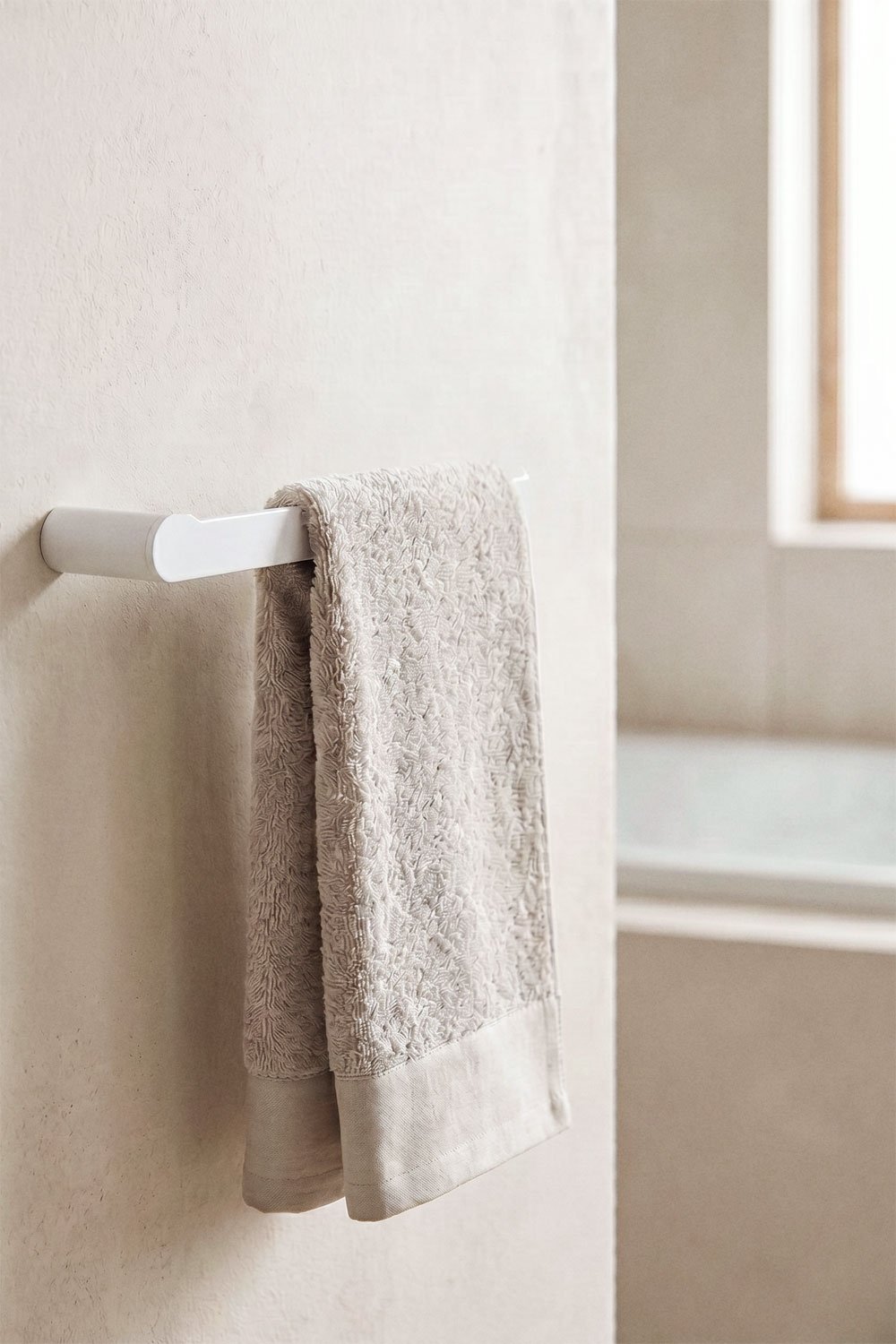 Wandhanddoekstang 20 cm van wit roestvrij staal Alameda, galerij beeld 1