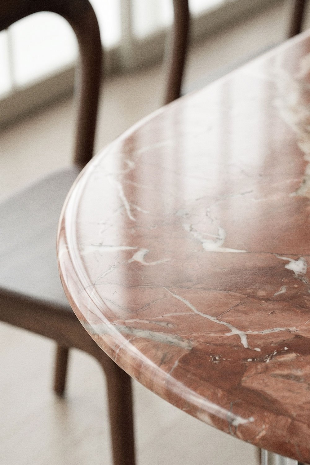 Ovalen eettafel 220x110 cm Luceida, galerij beeld 2