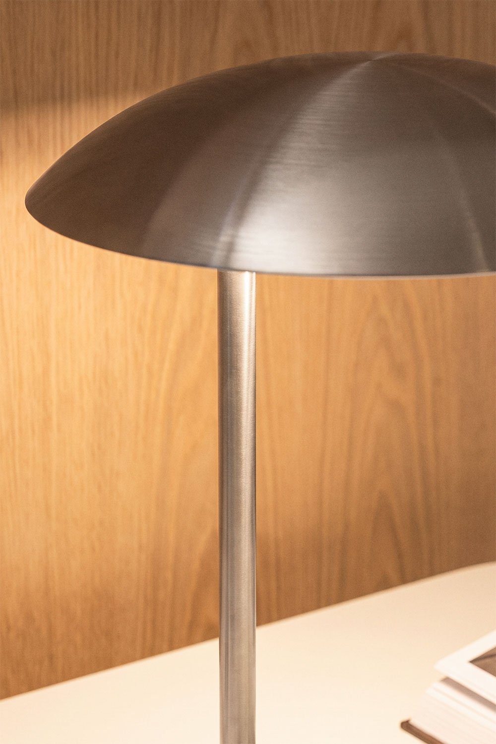 Draadloze LED-tafellamp van ijzer Prismela, galerij beeld 3