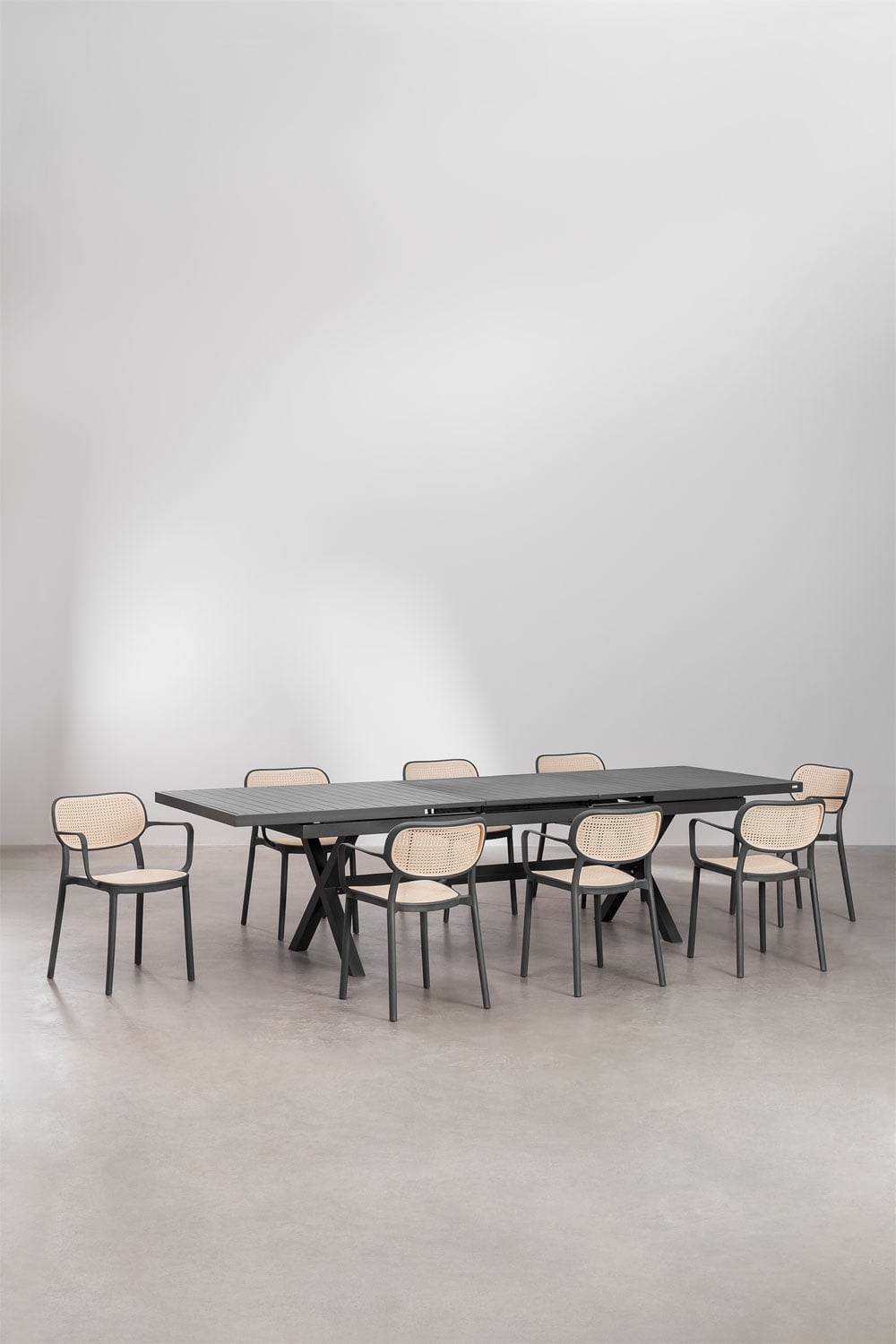 Uitbreidbare rechthoekige eettafelset 240-300x100 cm Karena en 8 stapelbare eetkamerstoelen met armleuningen Omara, galerij beeld 1
