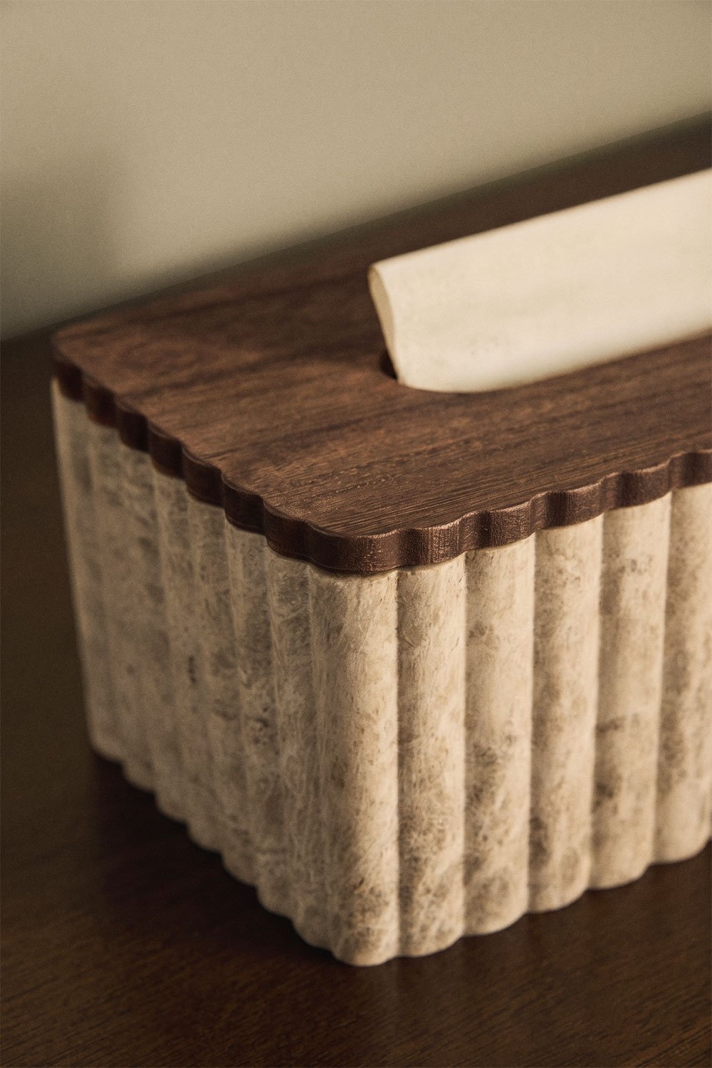 Aiseko resin tissue box, galerij beeld 2